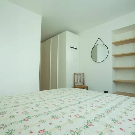 Apartman Joivy Warm Flat For 4, With Parking In